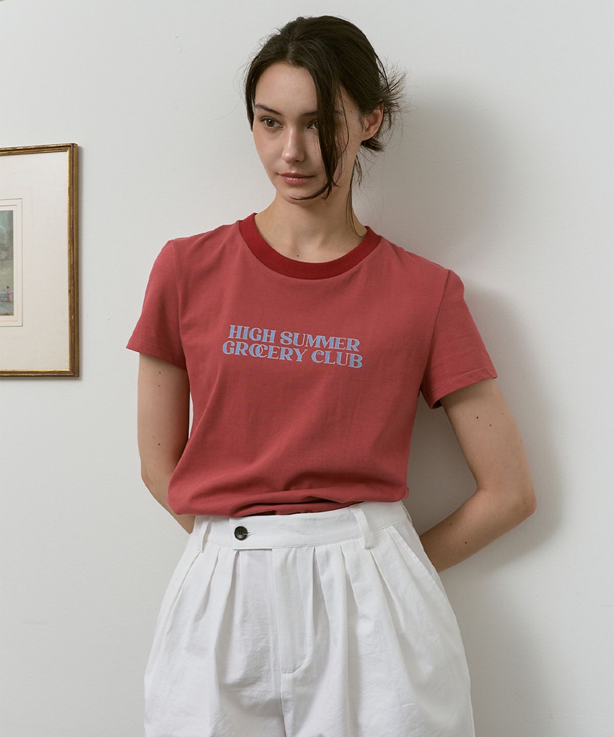 채이(CHAEE) Vintage Print Grocery T-Shirt [Vintage Red]