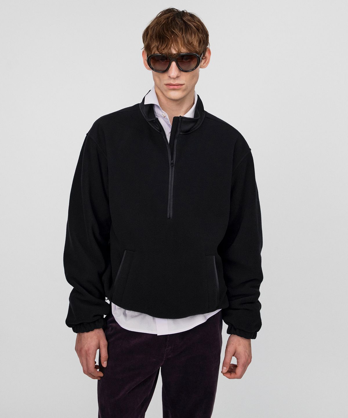 호이테(HEUTE) BLAKE FLEECE HALF ZIP PULLOVER (BLACK)