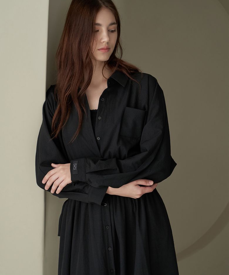 카라 셔링 롱 트렌치 긴팔 원피스_블랙