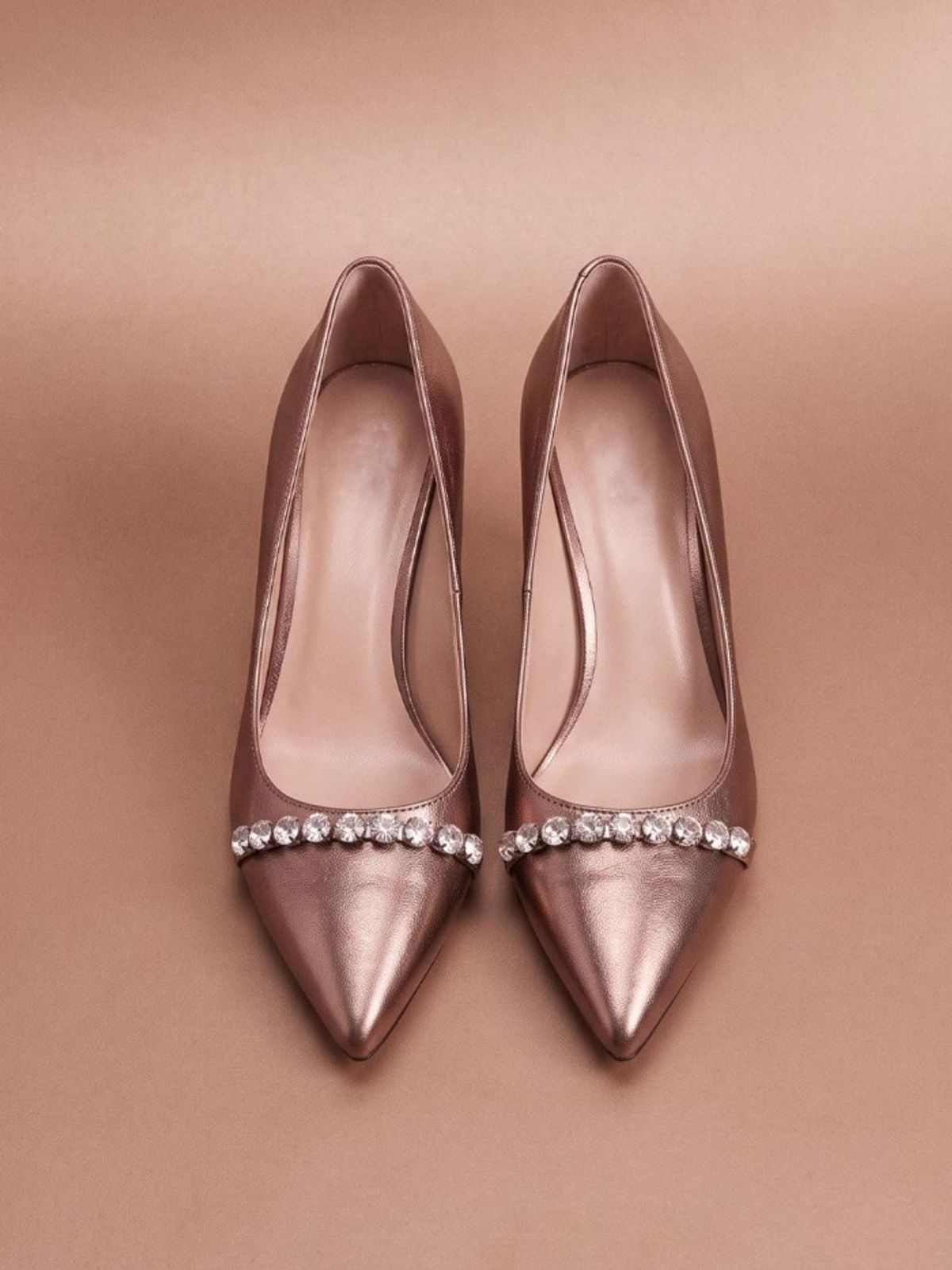 인더발코니(IN THE BALCONY) JETAIME Pumps Lumiere