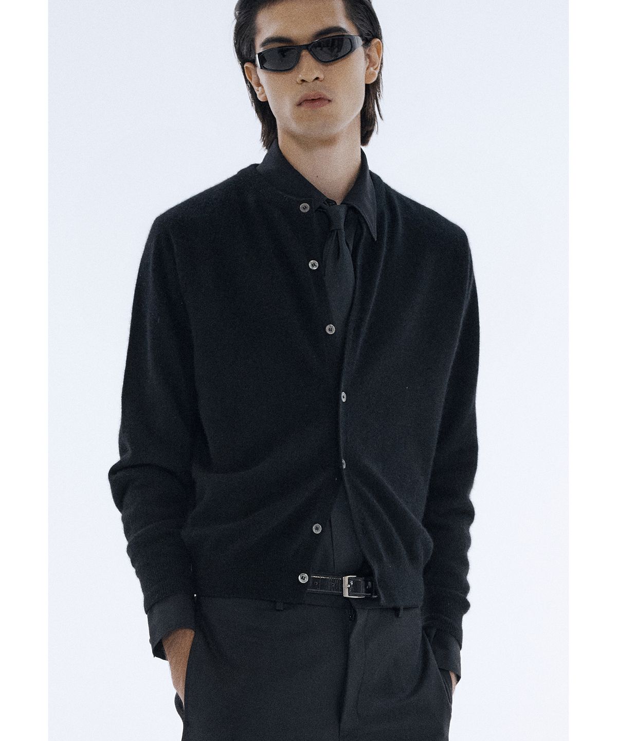 세비지(SAVAGE) Raccoon Round Neck Knit Cardigan - Black
