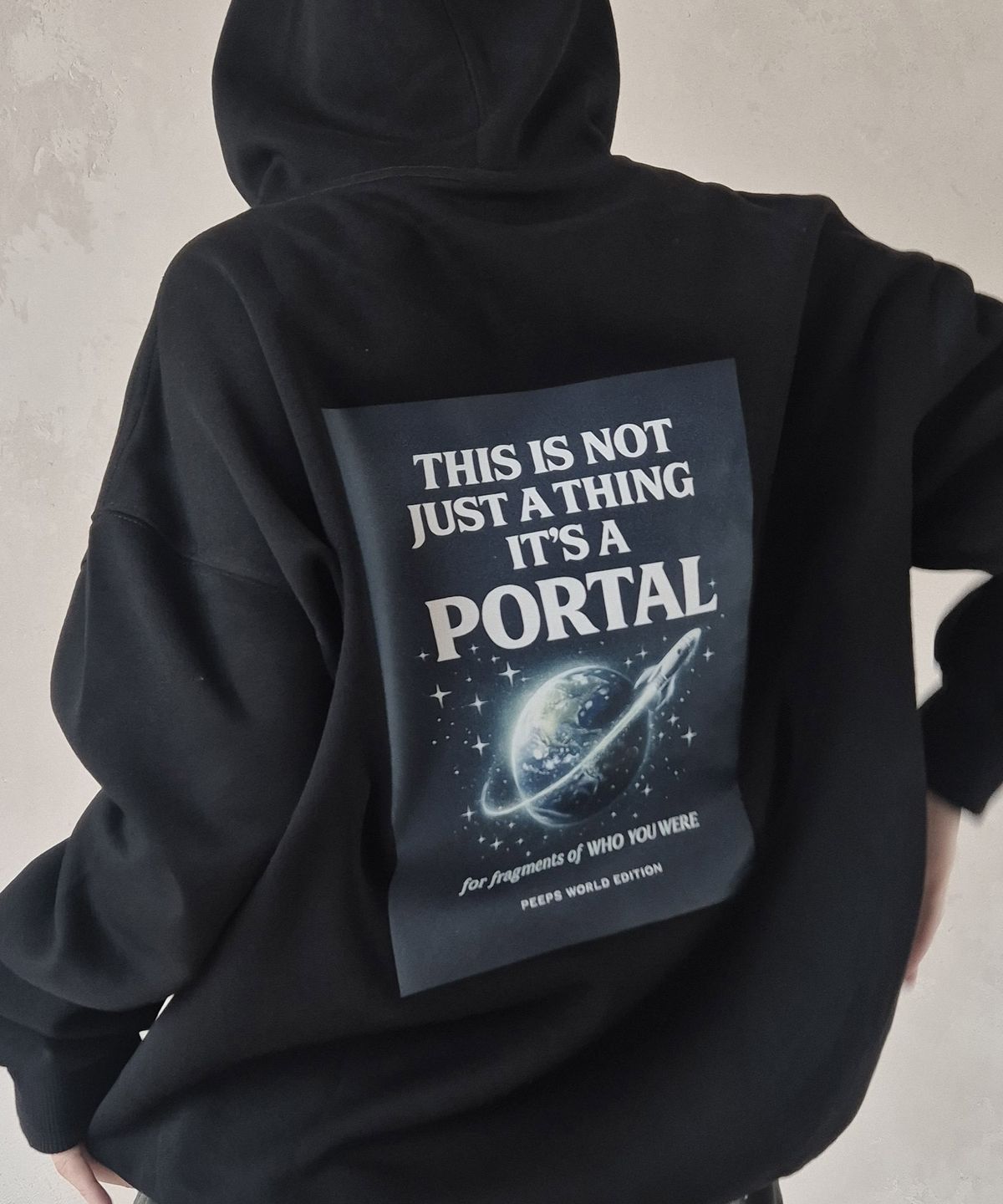 핍스(PEEPS) Cosmic Portal Hoodie (BLACK)