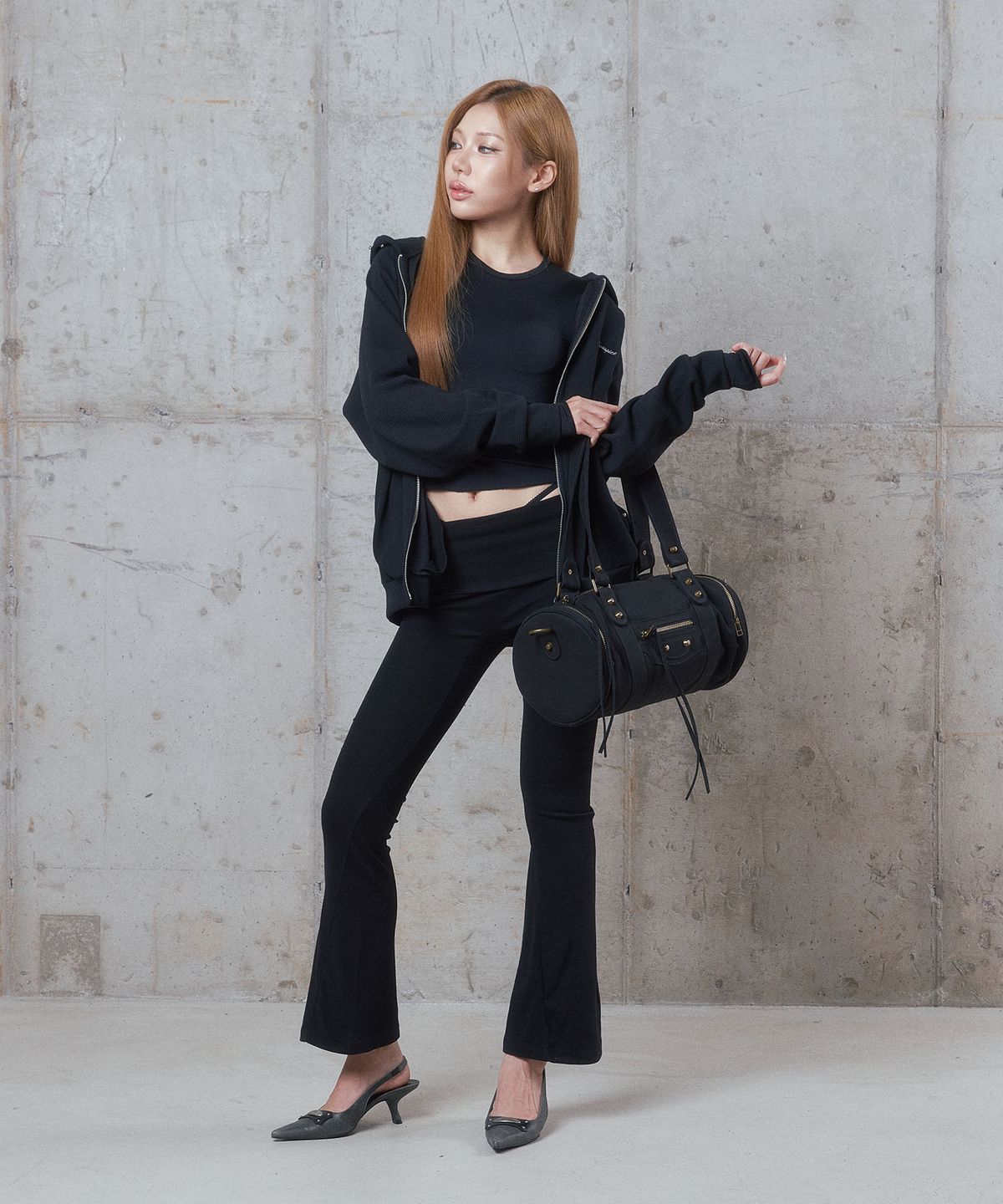 디오스피스(DAUSPICE) (DUC) Athletics Contour Long Sleeve & Bootcut Folded Leggings Black Set-up