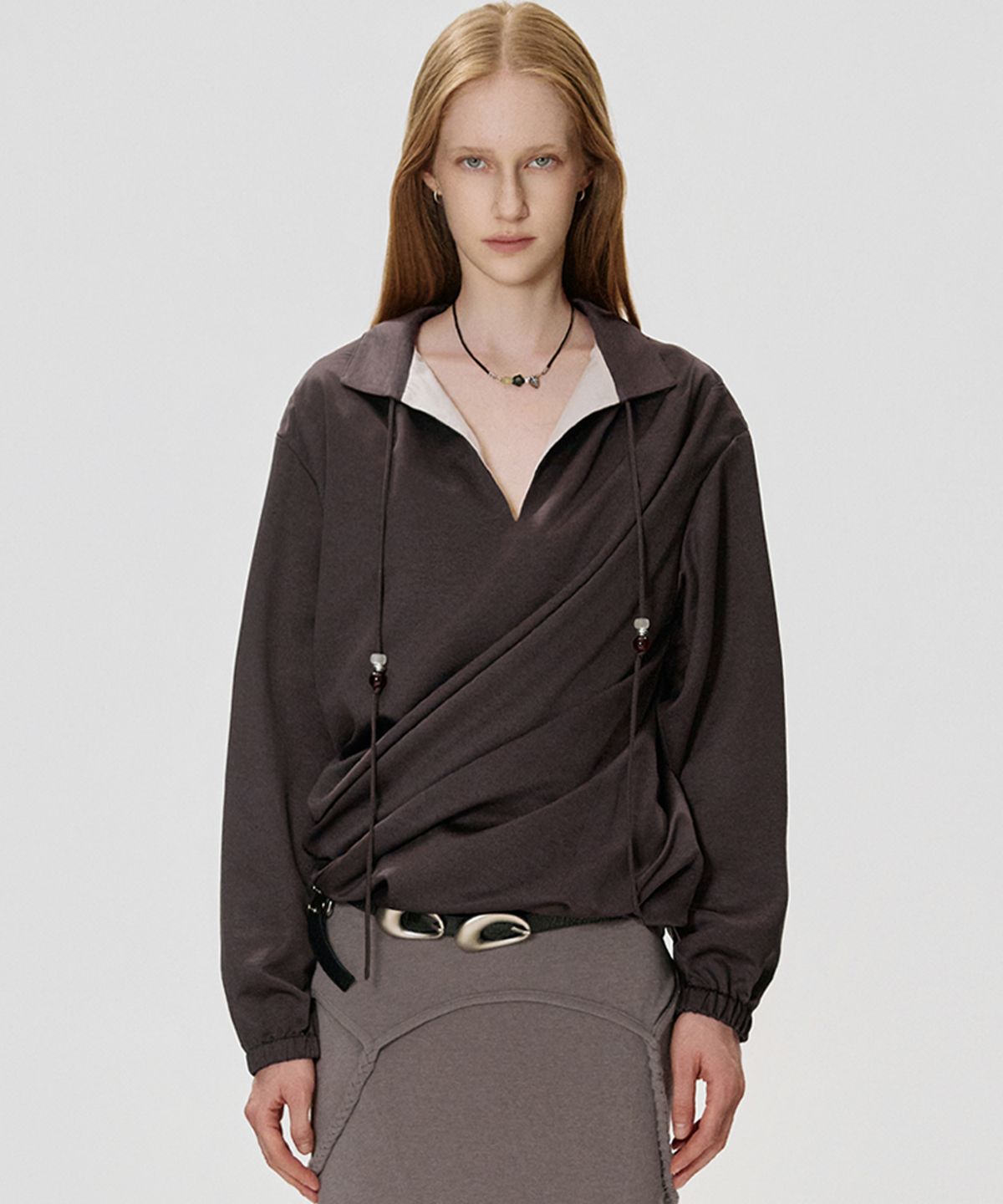 킴지수(KIMZISU) Twisted Drape Jumper_PLUM BROWN