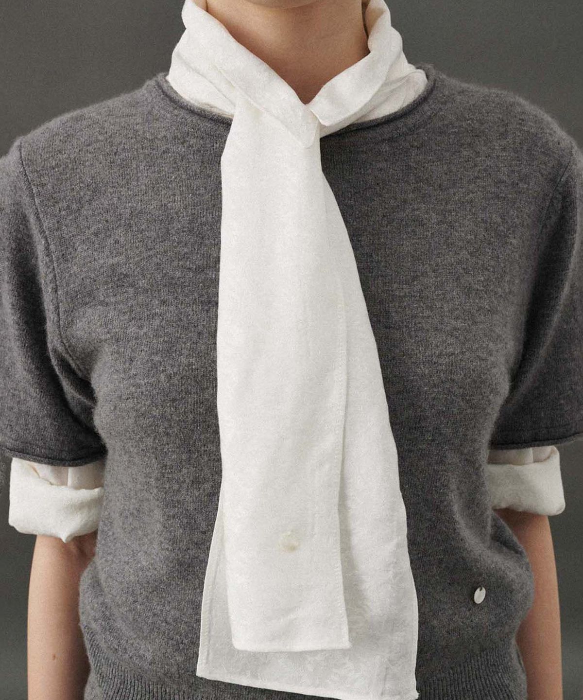 플라드주르(PLATDUJOUR) Silky scarf (Ivory)