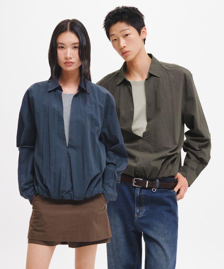 UNISEX 레이어드 노치넥셔츠 [2COL] / GF3USH002