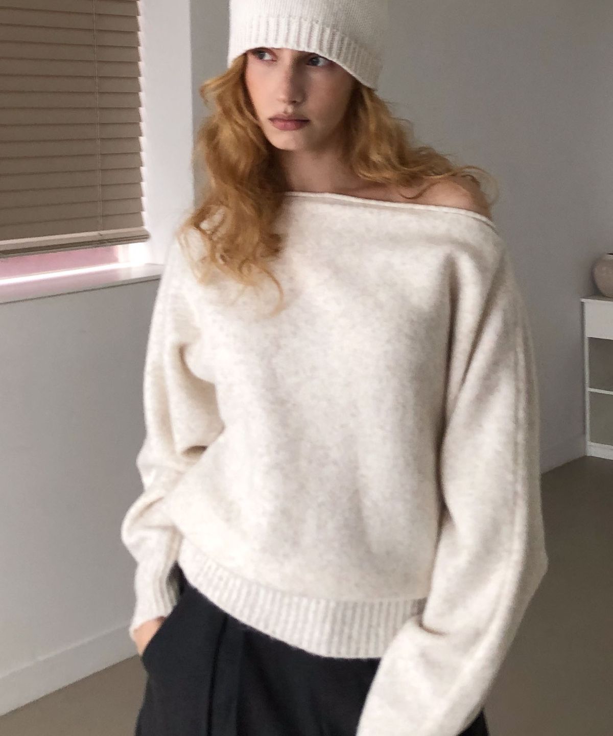 딜라이디(DELIDI) Witty wool knit top (ivory)