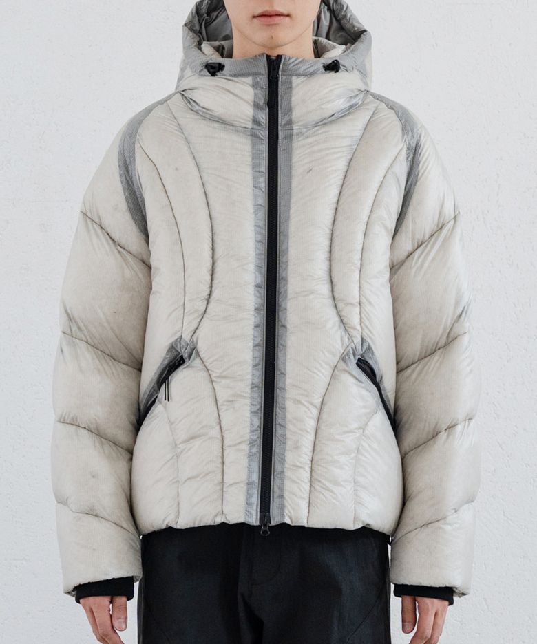 Contour Down Jacket (Light Grey)