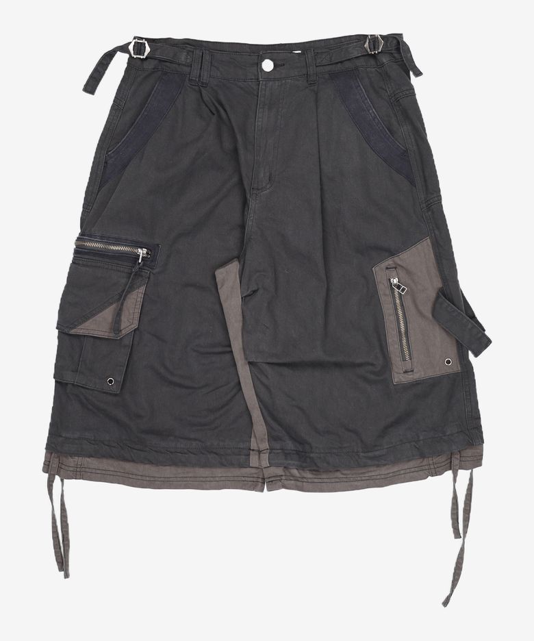 LAYERED CARGO BERMUDA SHORTS (BLACK) L