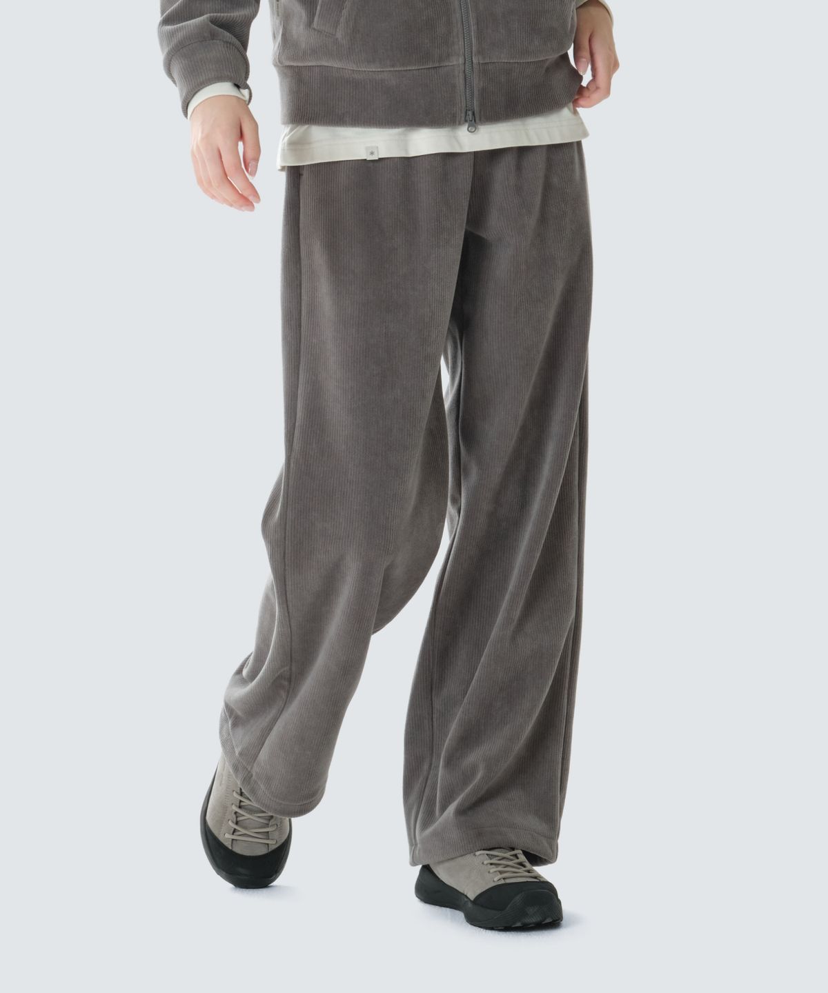 스노우피크 어패럴(SNOWPEAK APPAREL) 코듀로이 여성 세미 와이드 팬츠 (S26WWFFP73) Dark Gray