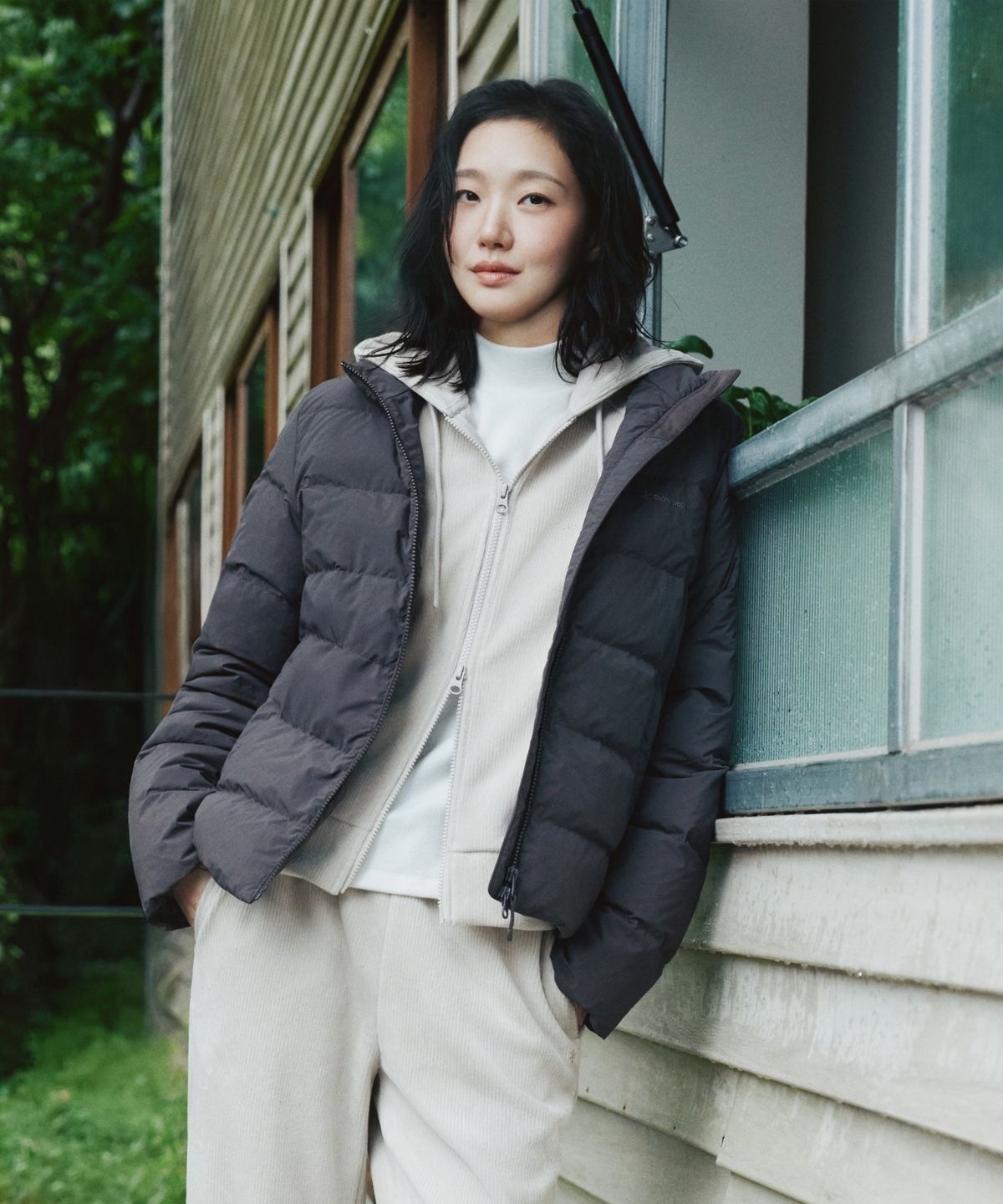 스노우피크 어패럴(SNOWPEAK APPAREL) 코듀로이 여성 세미크롭 후드 집업 (S26WWFFJ73) Light Beige