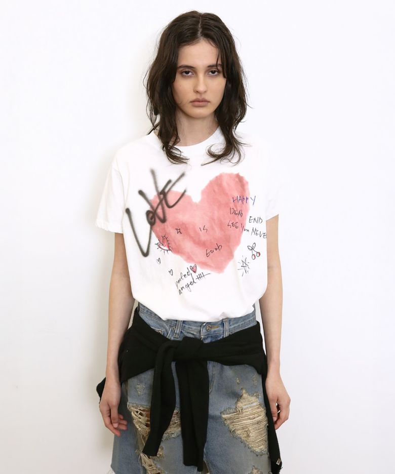 HEART SCRIBBLE TEE (WHITE)