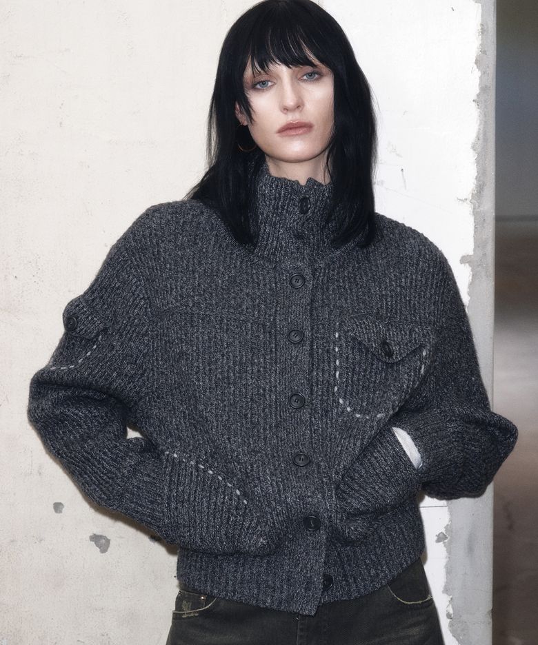 HAND STITCH FUNNEL-NECK KNIT ZIP-UP (CHARCOAL)