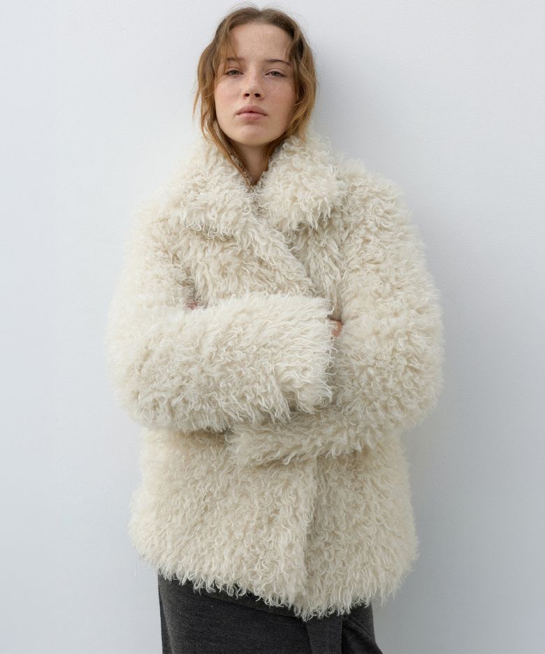 Crimp Fur Coat - Vanilla Cream