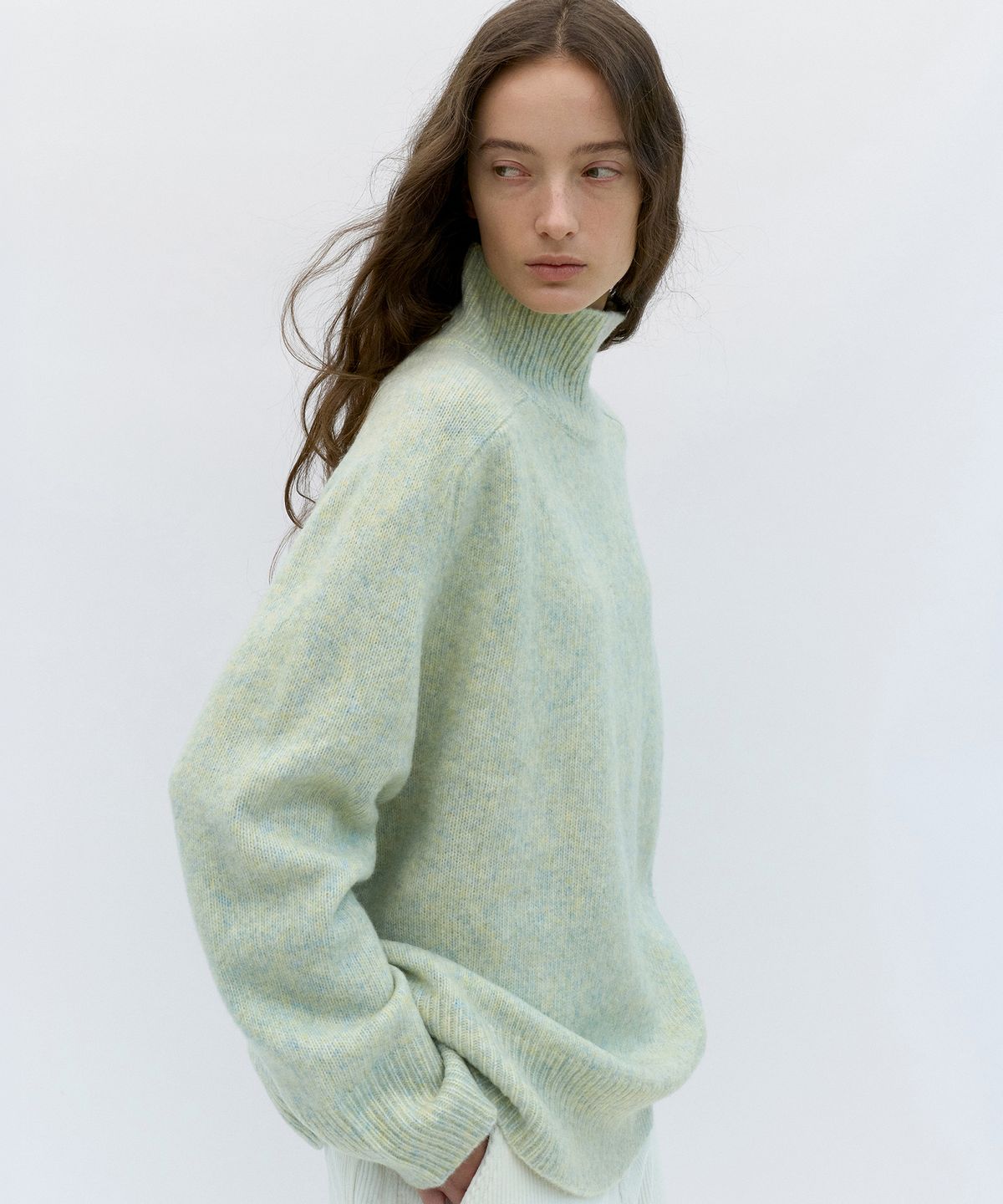르바(LEVAR) Mellow Wool High-neck Knit - Multi Mint