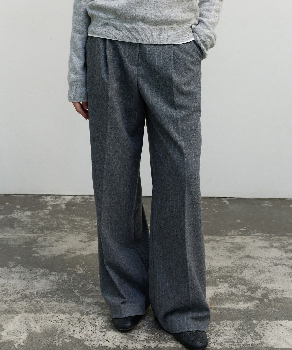르바(LEVAR) Whenever ST Wide Slacks - Melange Grey