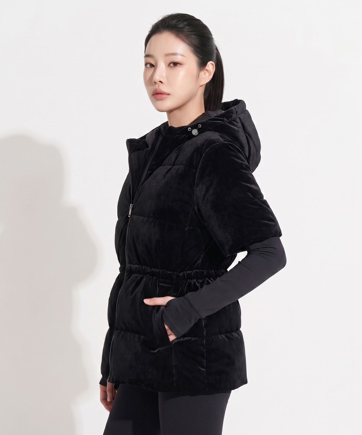 투엘라(2ELA) 여성 글로우웜 후드 반팔 패딩 자켓 3 Colors