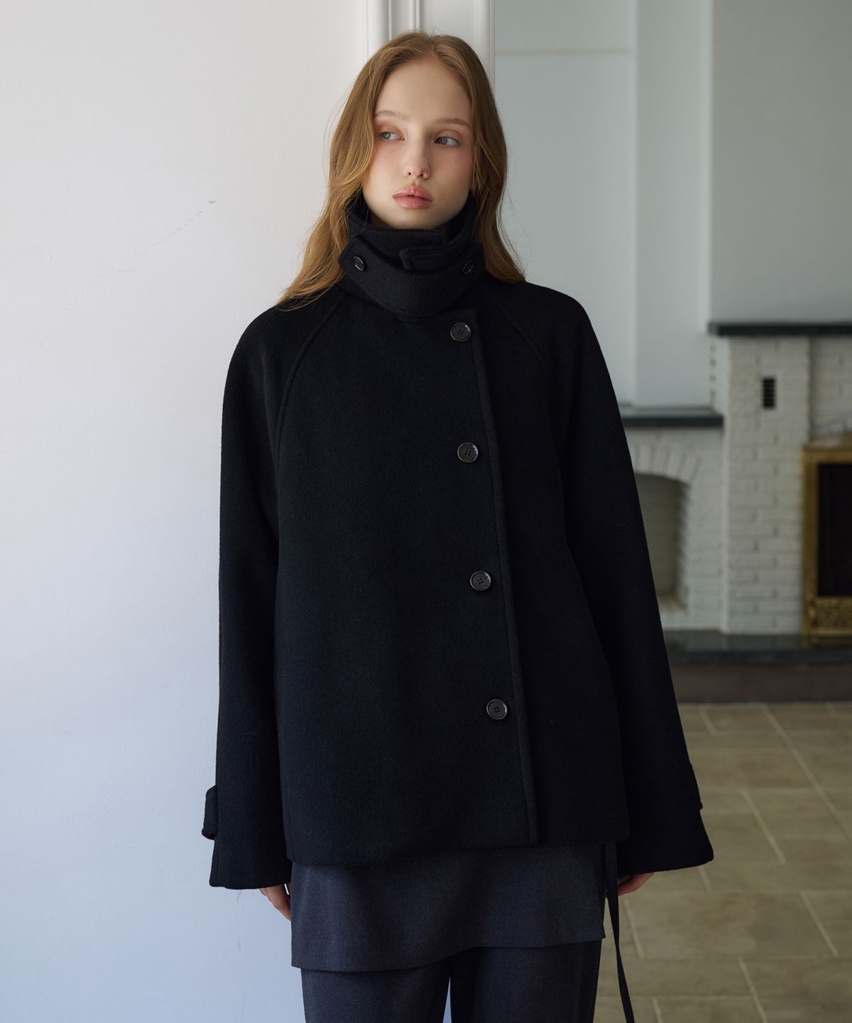 드헤베(DEHEVE) Crescent Cashmere Wool Short Coat [Black]