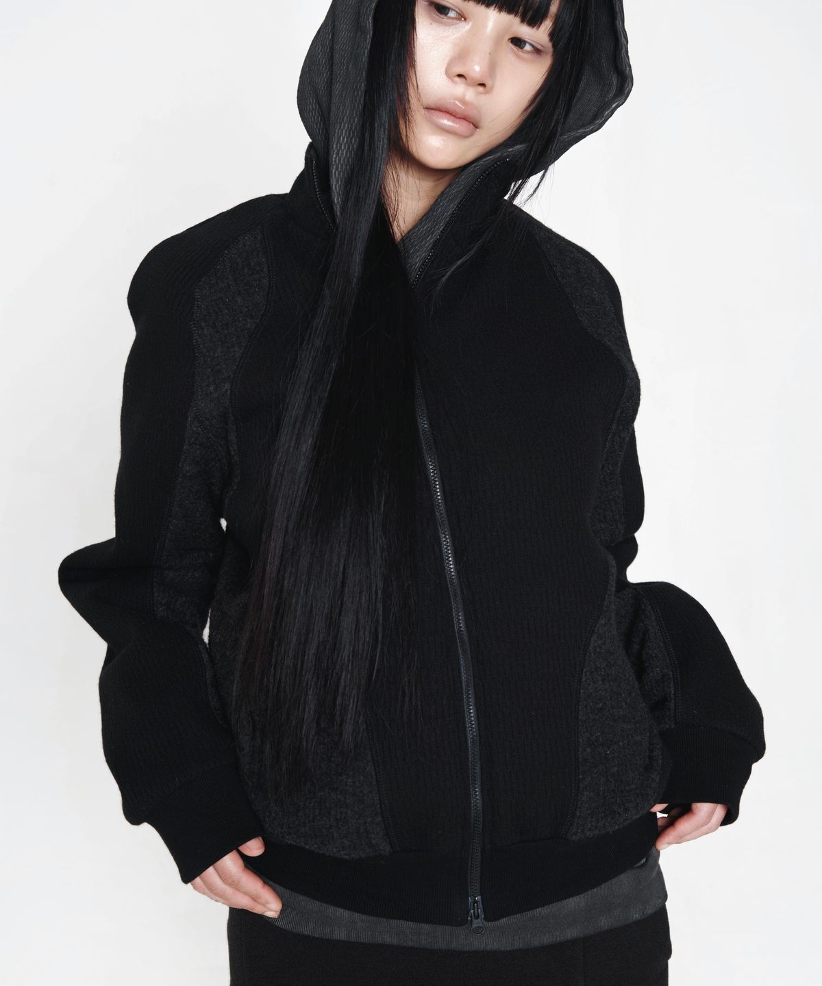 미스테페넘(MYSTEPHENM) VOL. 5.0 Asymmetric Jersey BK