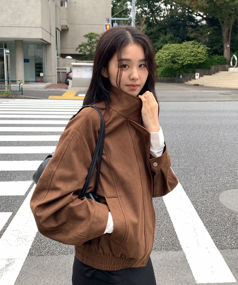 Oversized suede bomber jacket (brown)