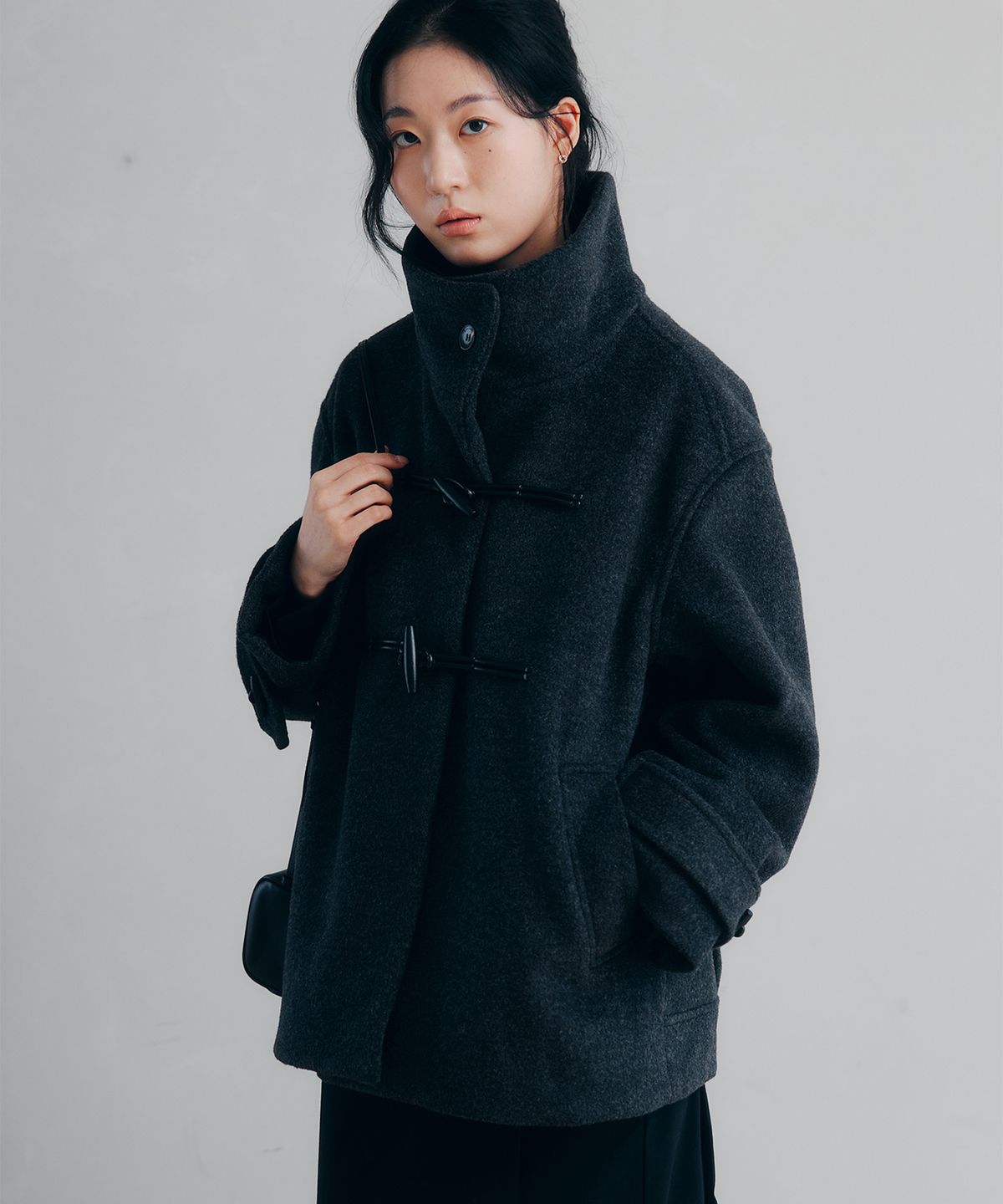 셉템버투웨니(SEPTEMBER TWENTIETH) Noren Wool Duffle Coat_Charcoal
