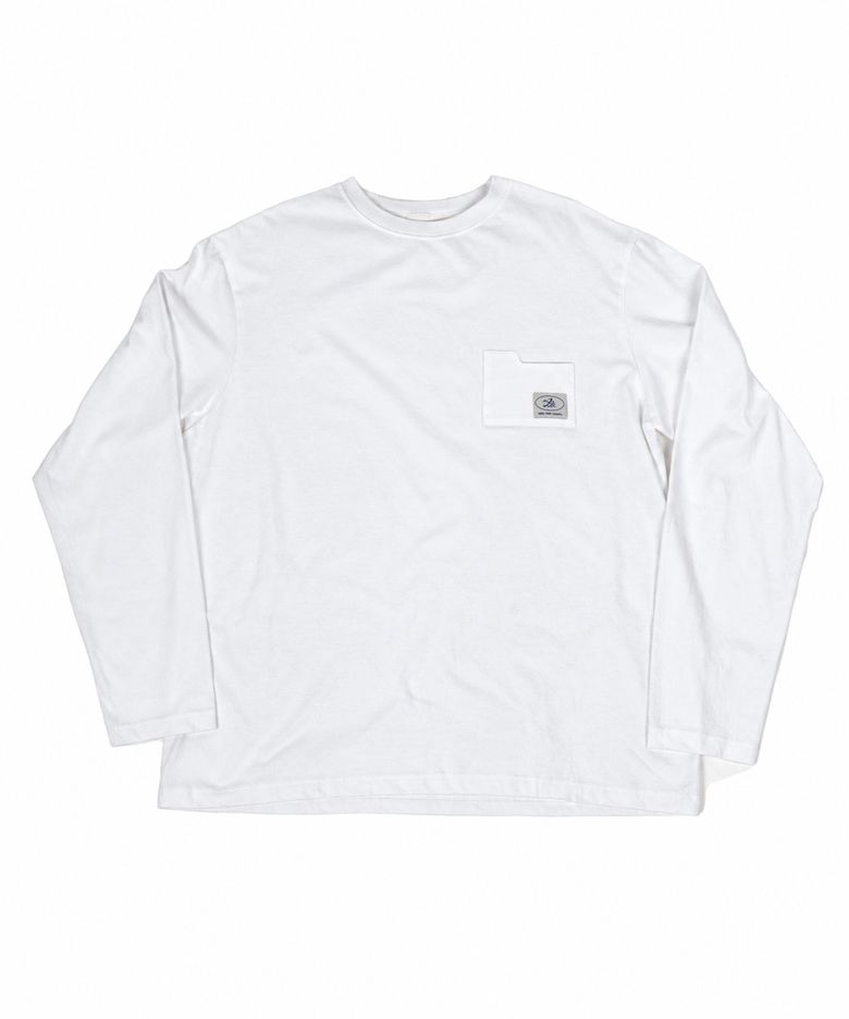 Folder shaped pocket long sleeve T-shirt (White)
