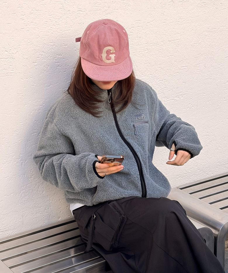 폴딩밴드 배색 핑거홀 집업 플리스 [CHARCOAL] / GF3UJK007