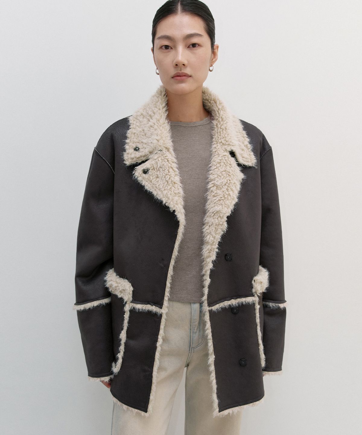 인사일런스 우먼(INSILENCE WOMEN) 리버시블 퍼 무스탕 CREAM BROWN