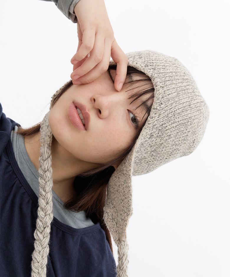 BRAIDED STRING EARFLAP BEANIE, MELANGE GRAY