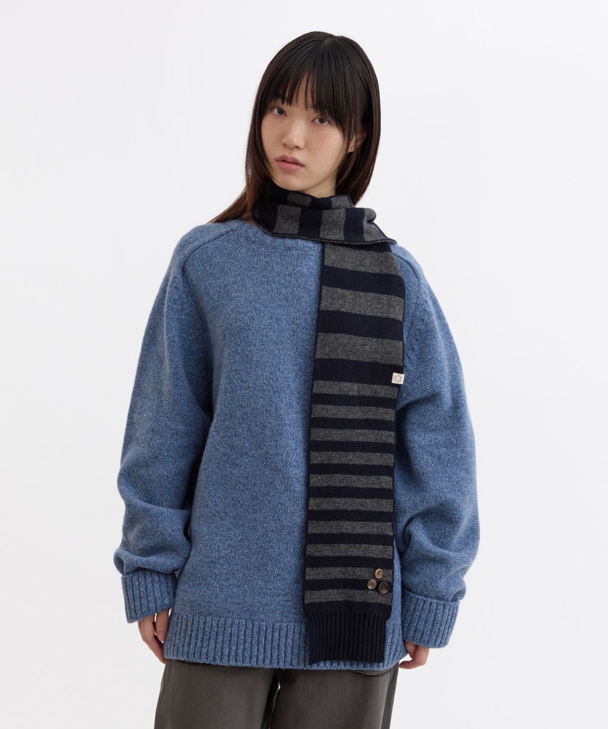 오헤시오(OHESHIO) MULTICOLOR WOOL RAGLAN OVERSIZED KNIT, BLUE