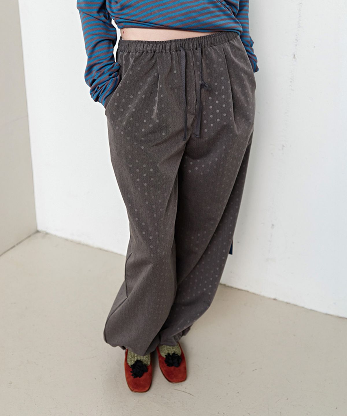 펀프롬펀(FUNFROMFUN) Shadow Dot Wide Pants, Charcoal