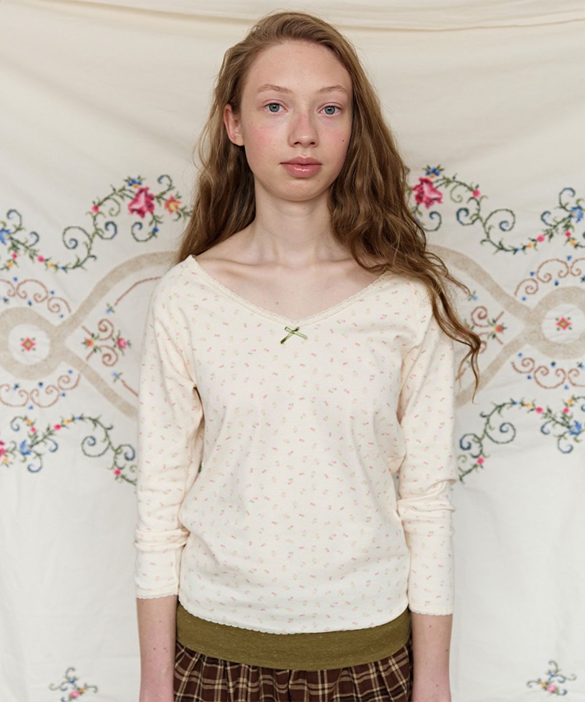 펀프롬펀(FUNFROMFUN) Soft Flower Tee, Cream