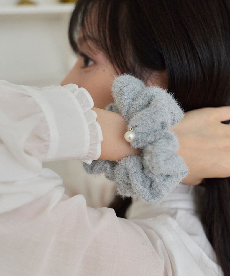 fuzzy knit scrunchie_gray
