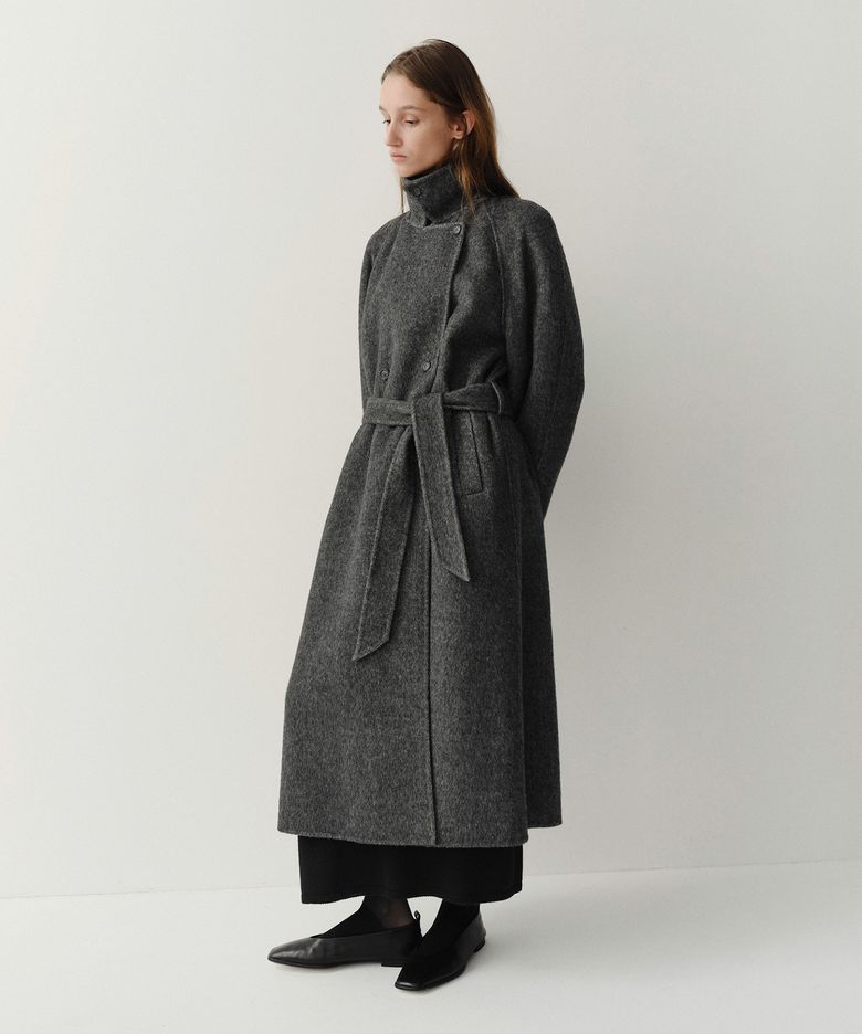 BABY ALPACA HANDMADE BALMACAAN COAT (CHARCOAL)