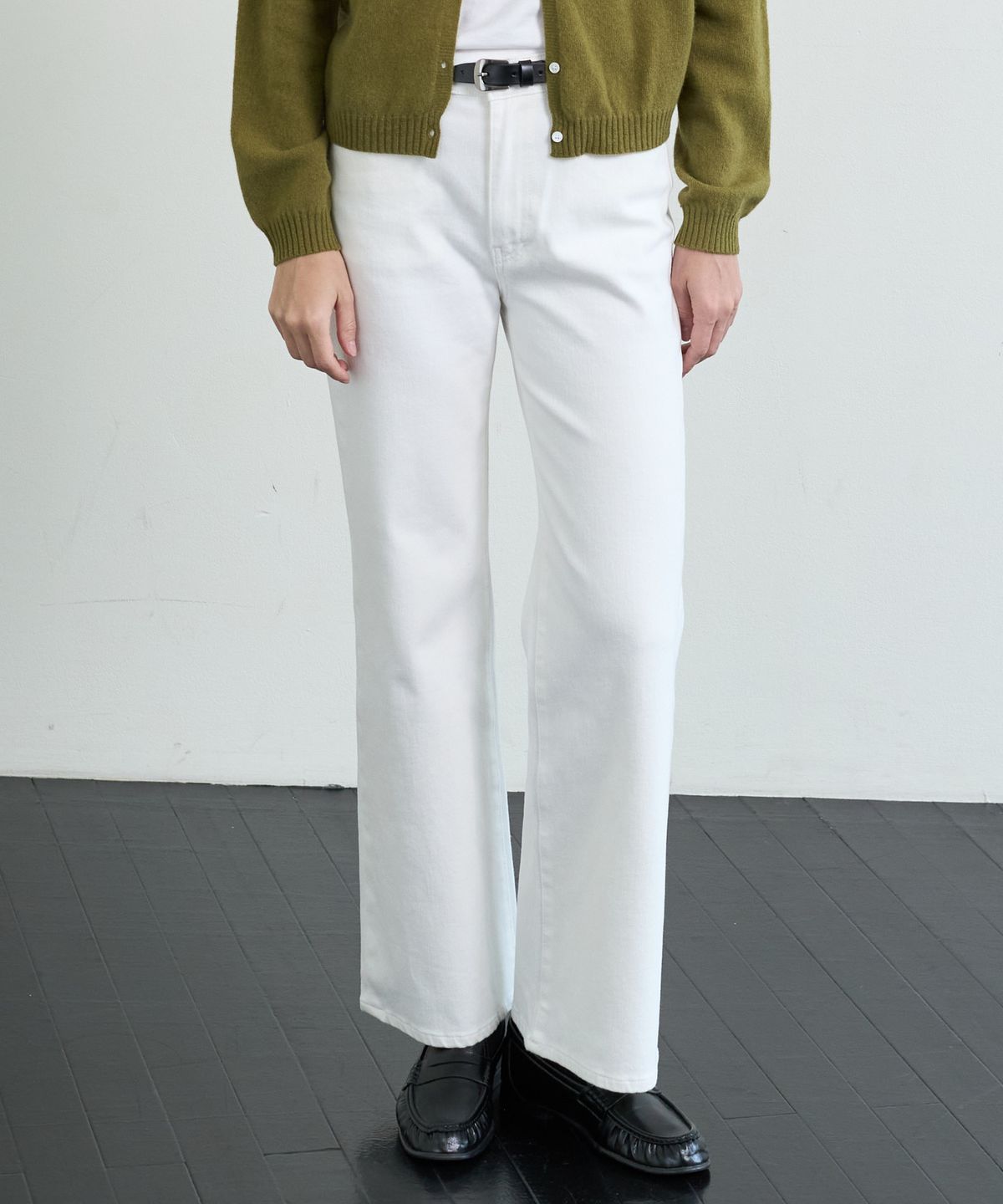 누토프(NUTOFFE) Slim Straight Denim_White