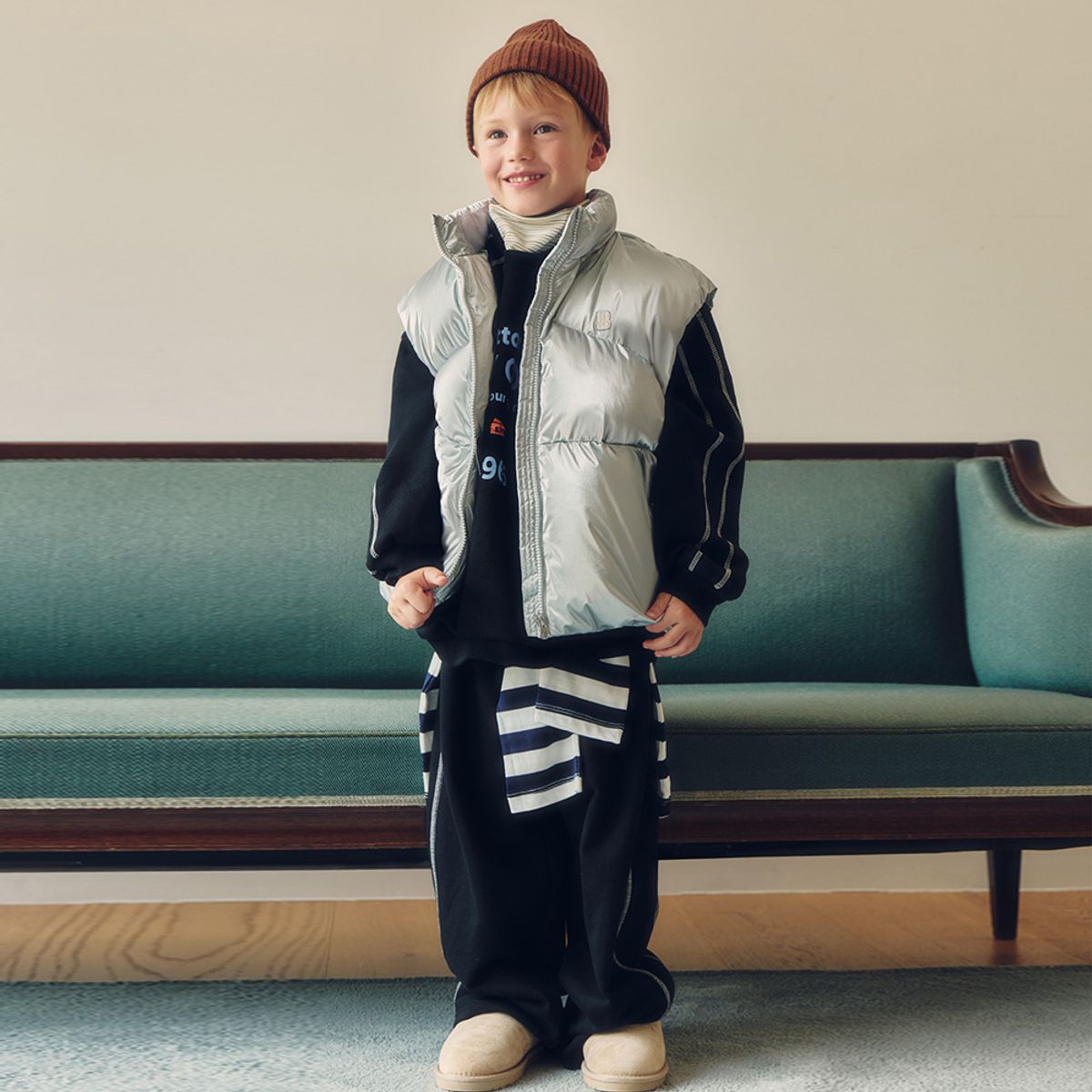 베네통키즈(BENETTONKIDS) 샤이닝 쉘론 베스트_QAVT01661SI