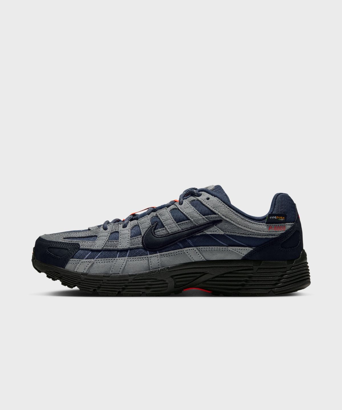 나이키(NIKE) P-6000 CORDURA® M - 썬더 블루:스텔스:브라이트 크림슨:블랙 / IQ6449-400