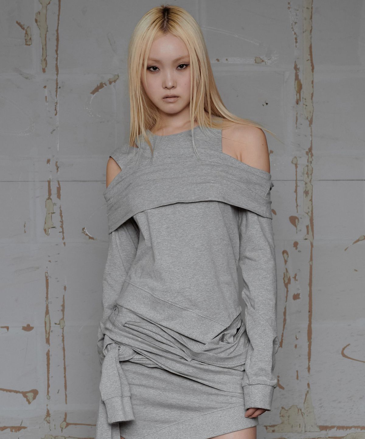 락케이크(ROCKCAKE) Draped Overlay Sweatshirt - Gray