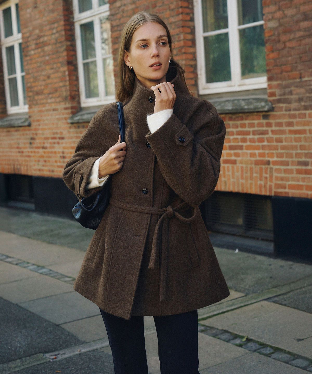 라메레이(LAMEREI) Alpaca Panel High-Neck Half Coat[LMBFWICT716]-Brown Melange