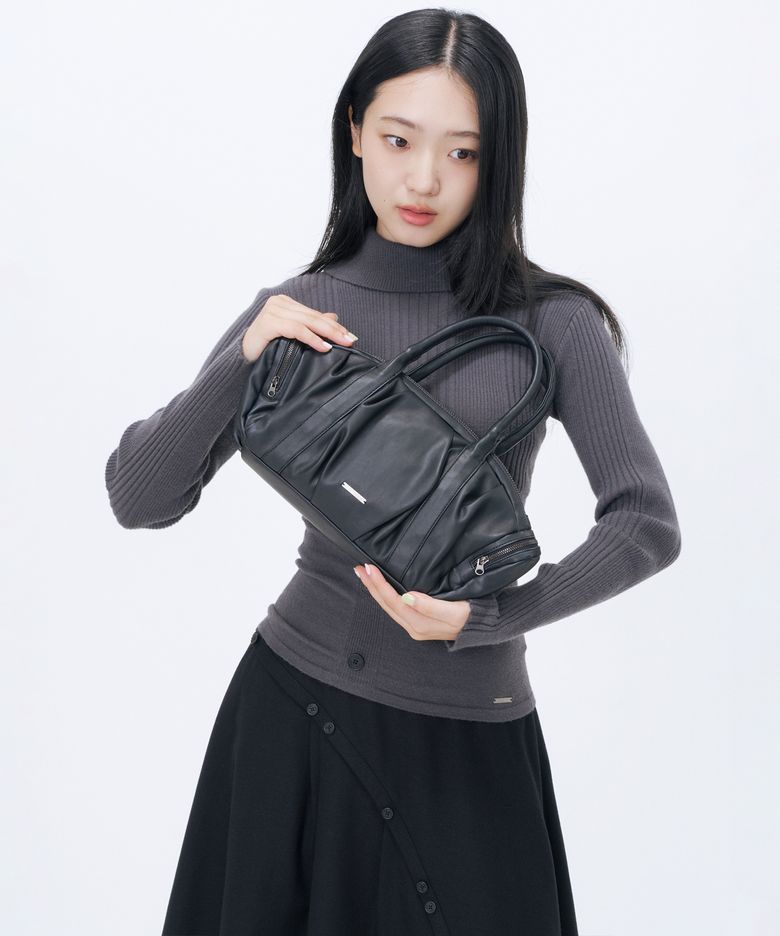 [한나 PICK] Tuck tote bag BLACK