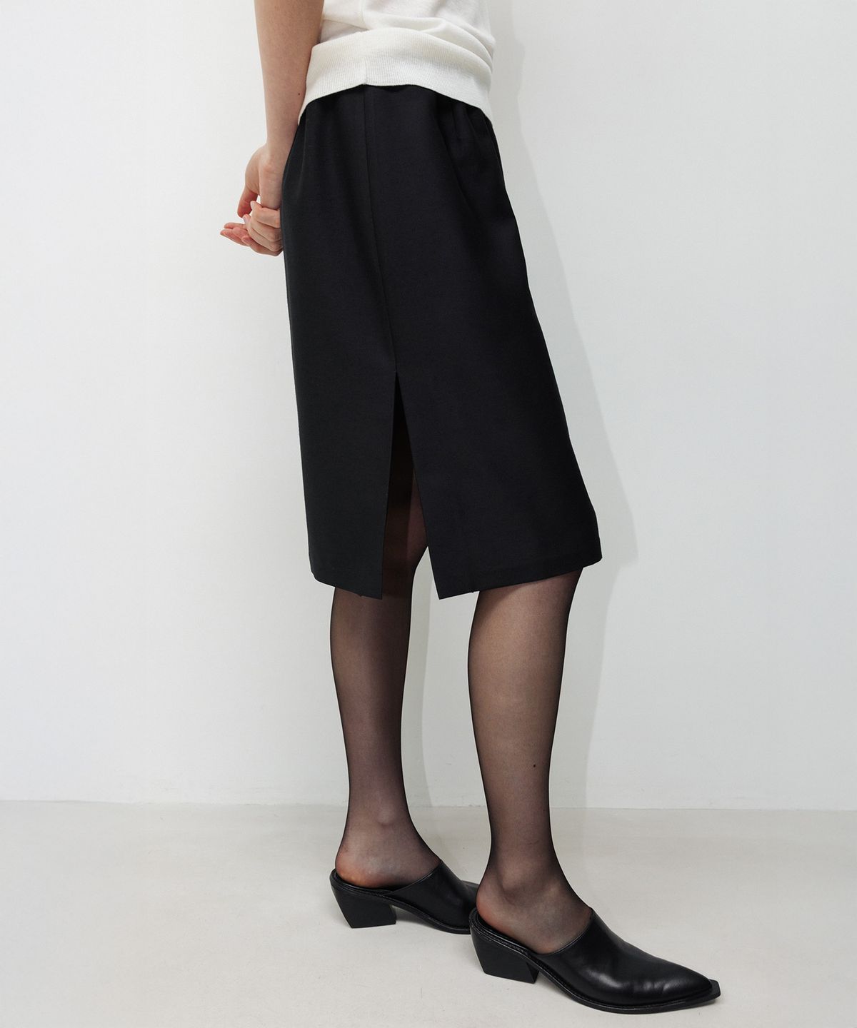 오브헤덴(OPHEDEN) Poise Wool Silk Skirt (black)