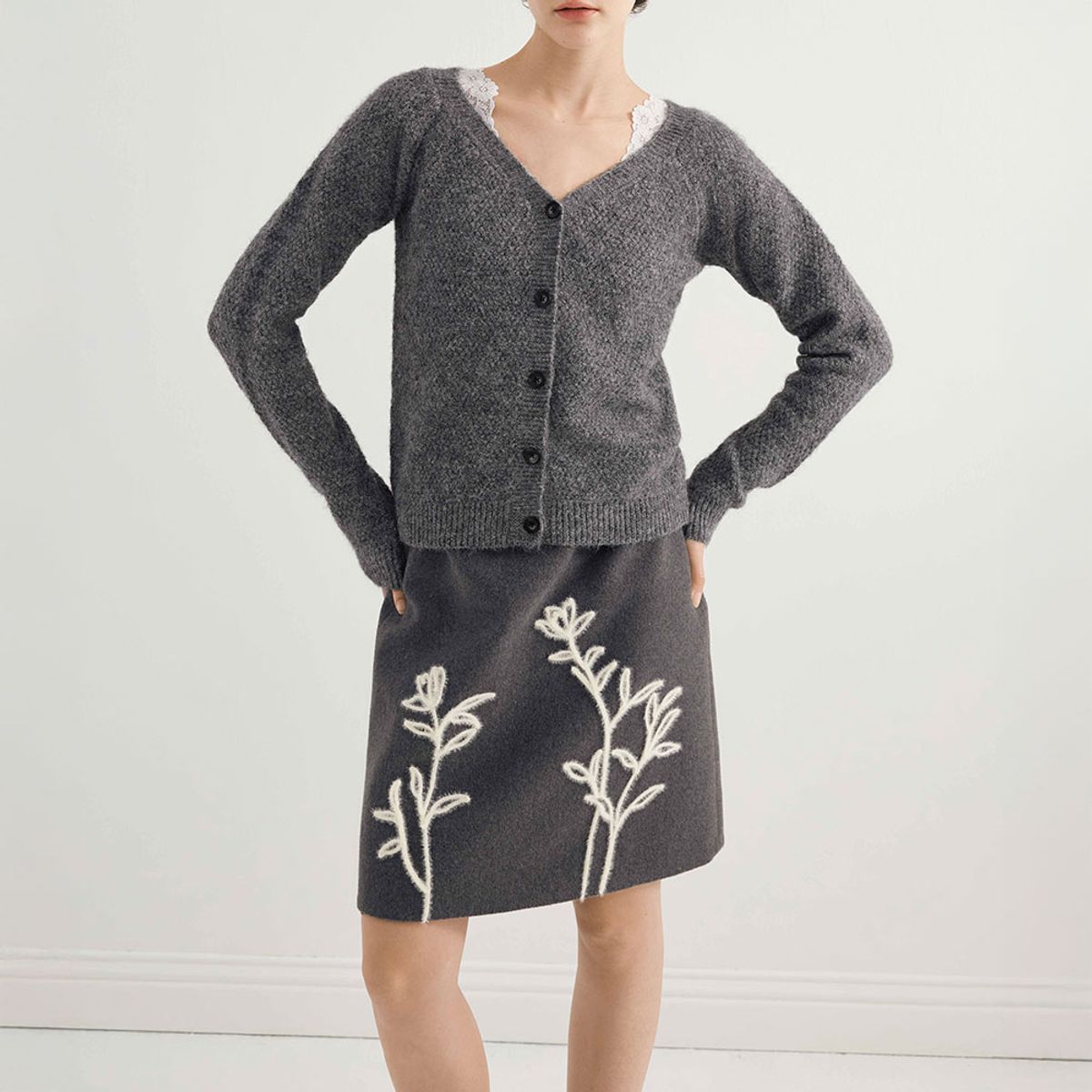 와이와이아이엠(YYIAM) YY_Tulip bodycon skirt