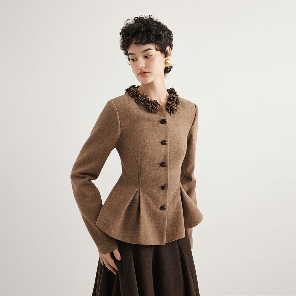 와이와이아이엠(YYIAM) YY_Lace collar blazer