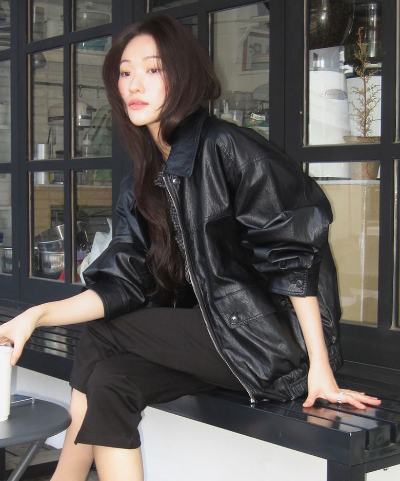 빈티지 크랙 레더 봄버_BLACK