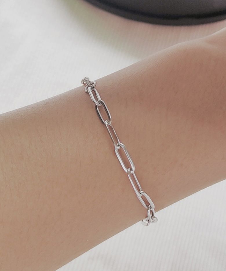 ROAN BRACELET 네브릭 원석 팔찌