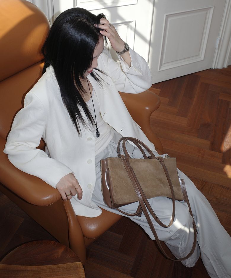 Canto Brick Bag Suede Sandy Toupe 칸토 브릭 백 스웨이드 샌디 투페 컬러