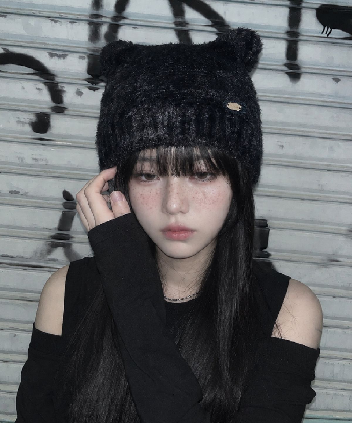 무아르모아(MOIREMOA) Neko Fluffy Beanie - Black