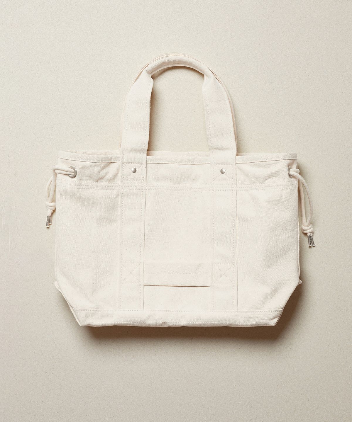 에스파이(ESFAI) UTILITY STRING TOTE BAG (ECRU)
