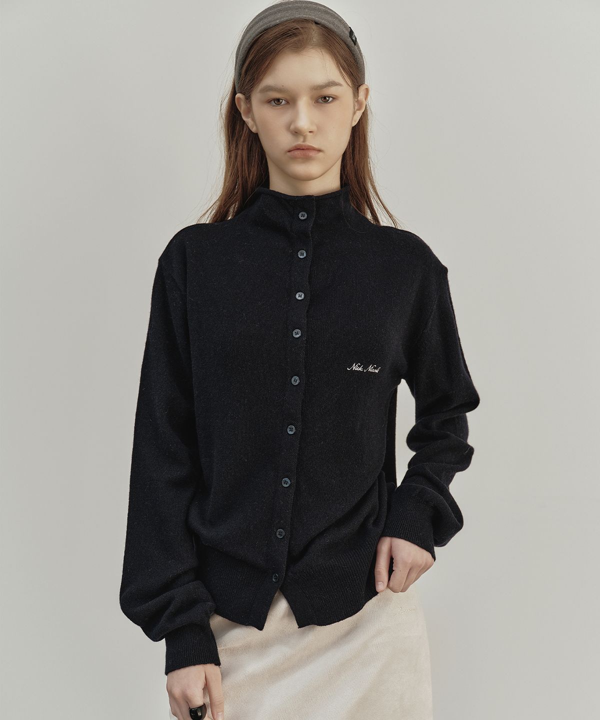 닉앤니콜(NICK&NICOLE) HIGH NECK BUTTON KNIT CARDIGAN_NAVY