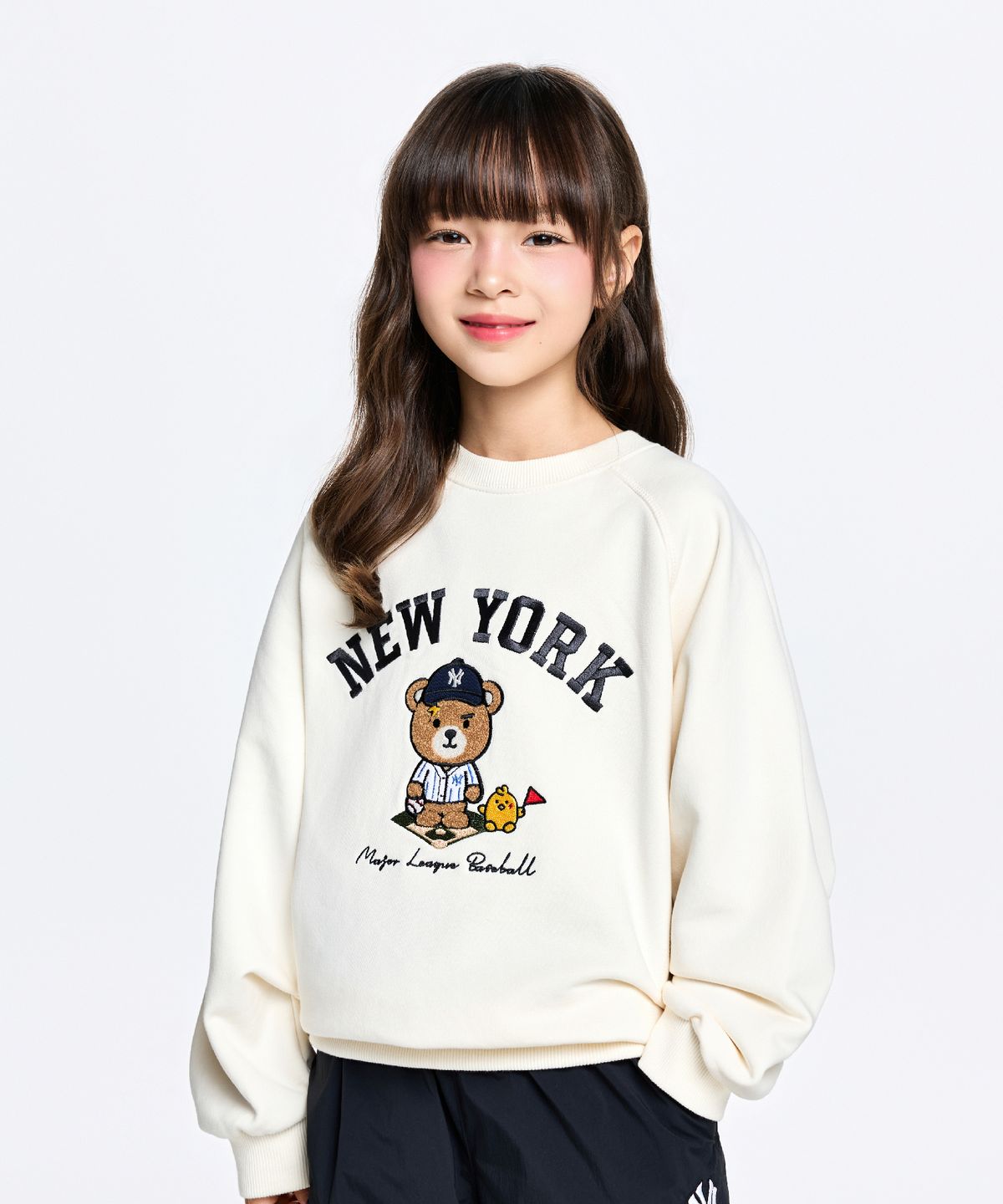 엠엘비 키즈(MLB KIDS) 스포티브 프렌즈 캐릭터 기모 맨투맨 NY (Cream)